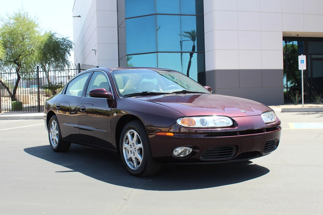 2003 Oldsmobile Aurora - Image 10 of 31