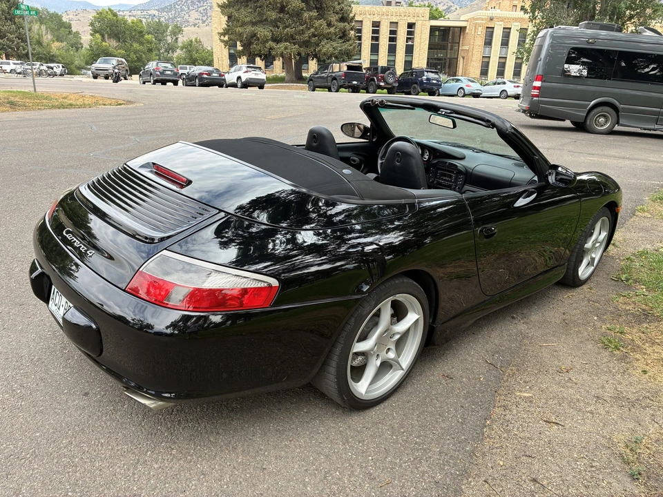 2003 Porsche 996 Carrera 4 - Image 6 of 31
