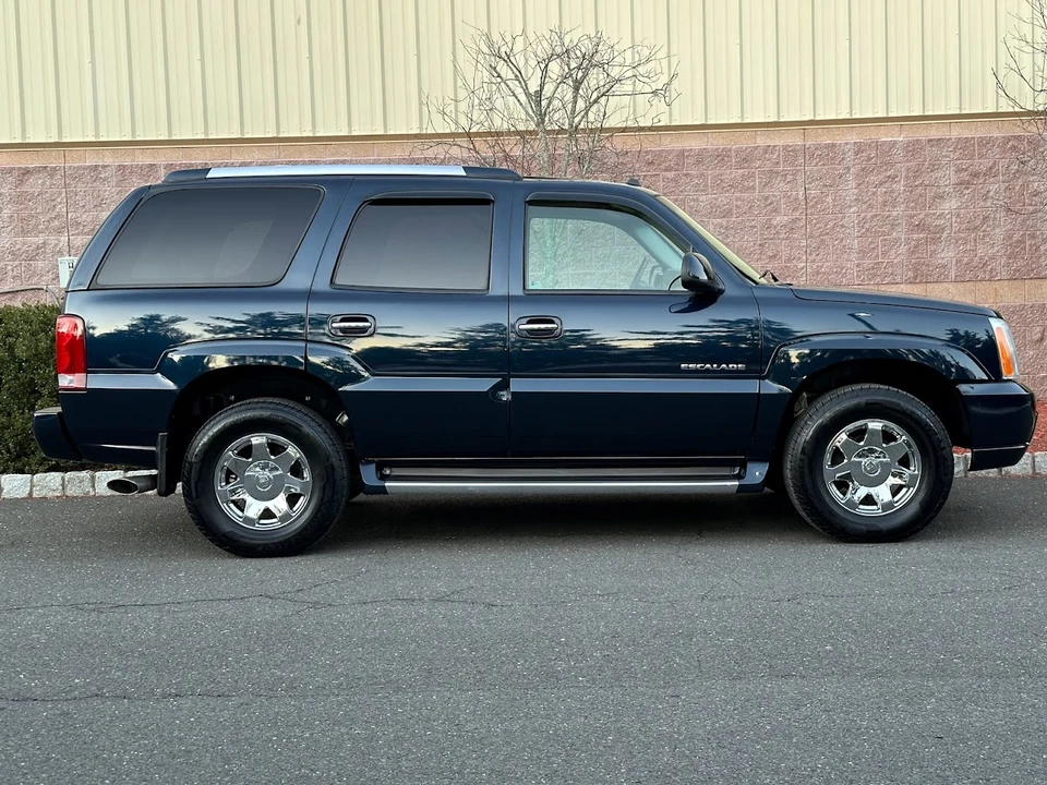 2004 Cadillac Escalade & EXT 2nd Gen - Image 16 of 31