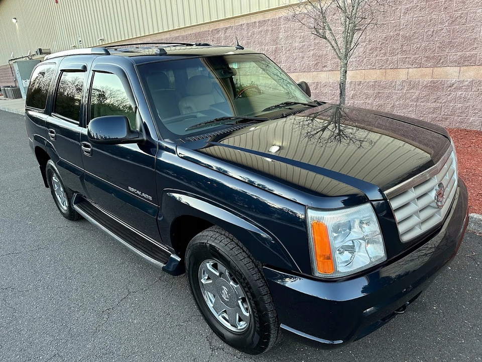 2004 Cadillac Escalade & EXT 2nd Gen - Image 31 of 31