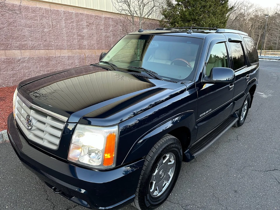 2004 Cadillac Escalade & EXT 2nd Gen - Image 29 of 31