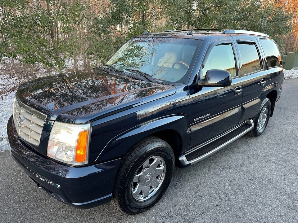 2004 Cadillac Escalade & EXT 2nd Gen - Image 27 of 31
