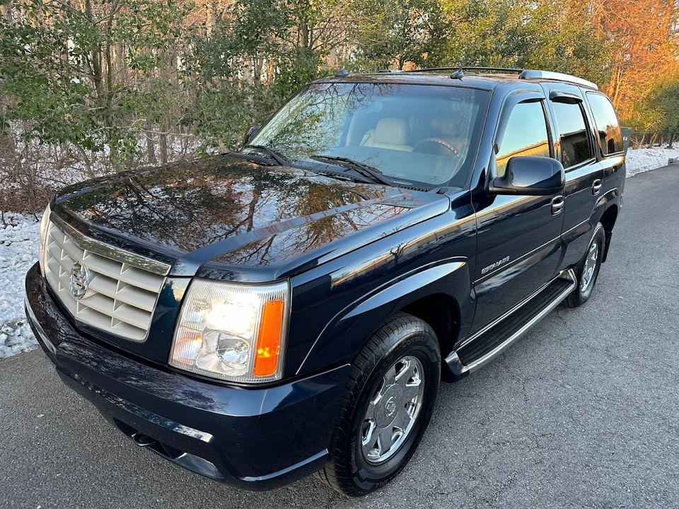 2004 Cadillac Escalade & EXT 2nd Gen - Image 30 of 31