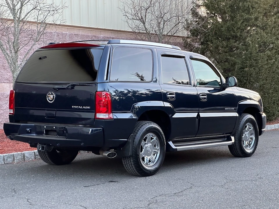 2004 Cadillac Escalade & EXT 2nd Gen - Image 17 of 31