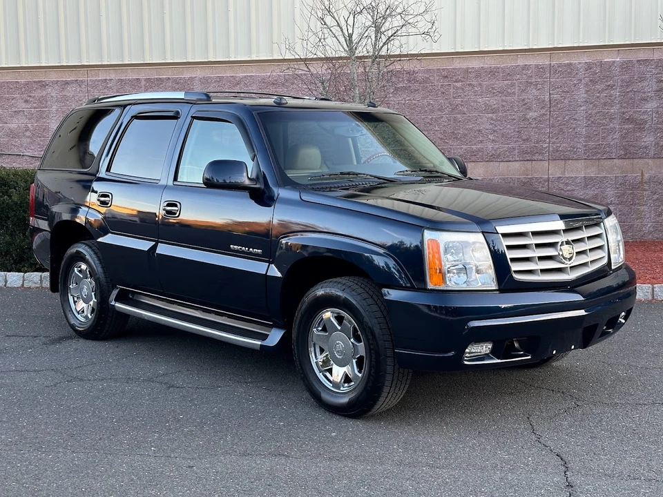 2004 Cadillac Escalade & EXT 2nd Gen - Image 9 of 31