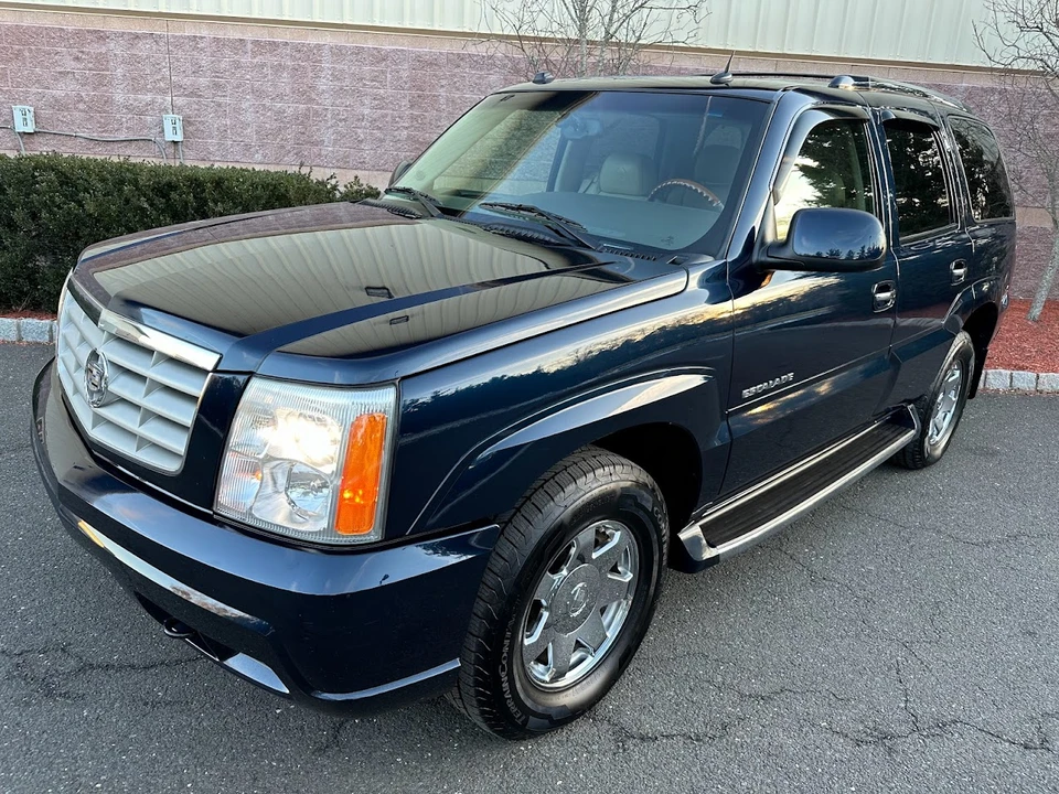 2004 Cadillac Escalade & EXT 2nd Gen - Image 26 of 31