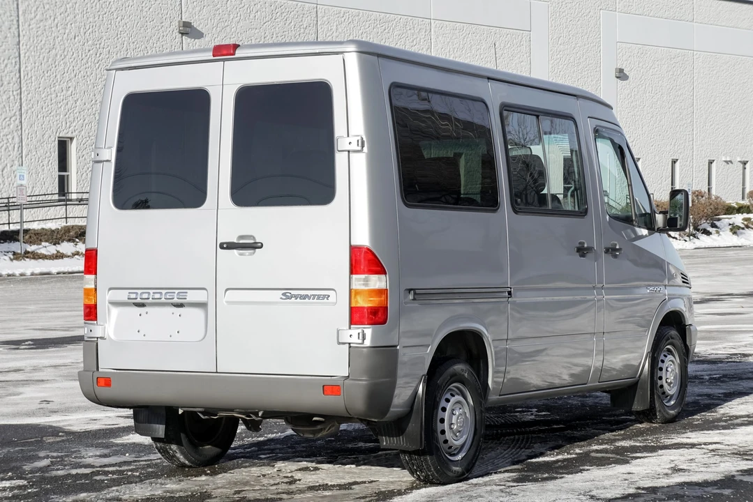 2004 Mercedes-Benz T1N Sprinter - Image 9 of 31