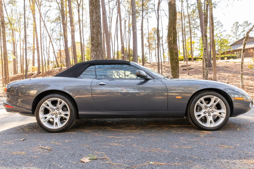 2004 Jaguar X100 XK8 - Image 7 of 31