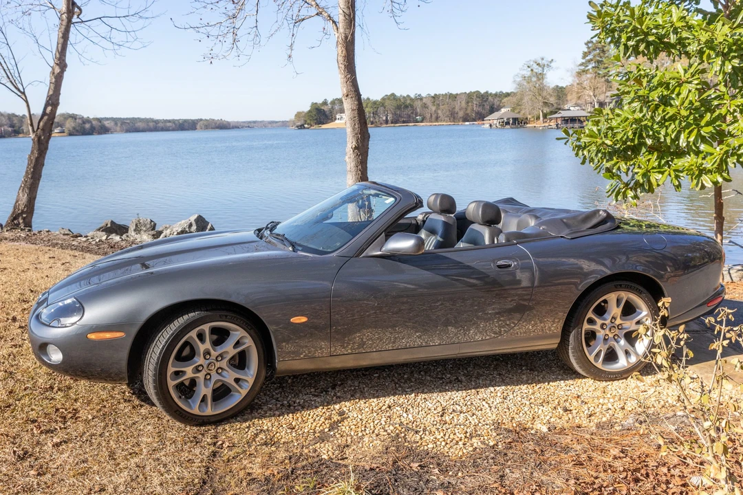 2004 Jaguar X100 XK8 - Image 11 of 31