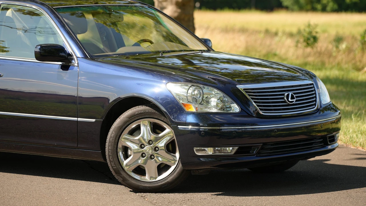 2004 Lexus LS 3rd Gen - Image 30 of 31