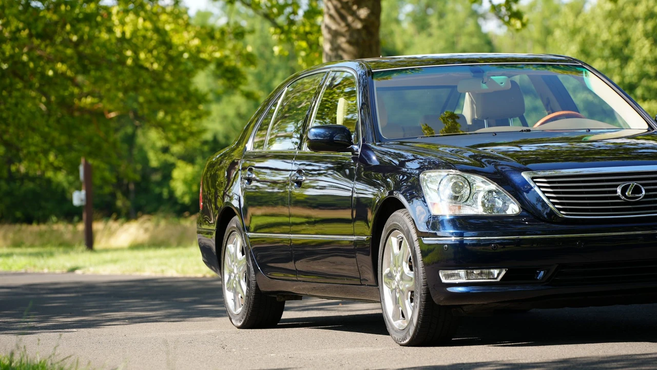 2004 Lexus LS 3rd Gen - Image 31 of 31