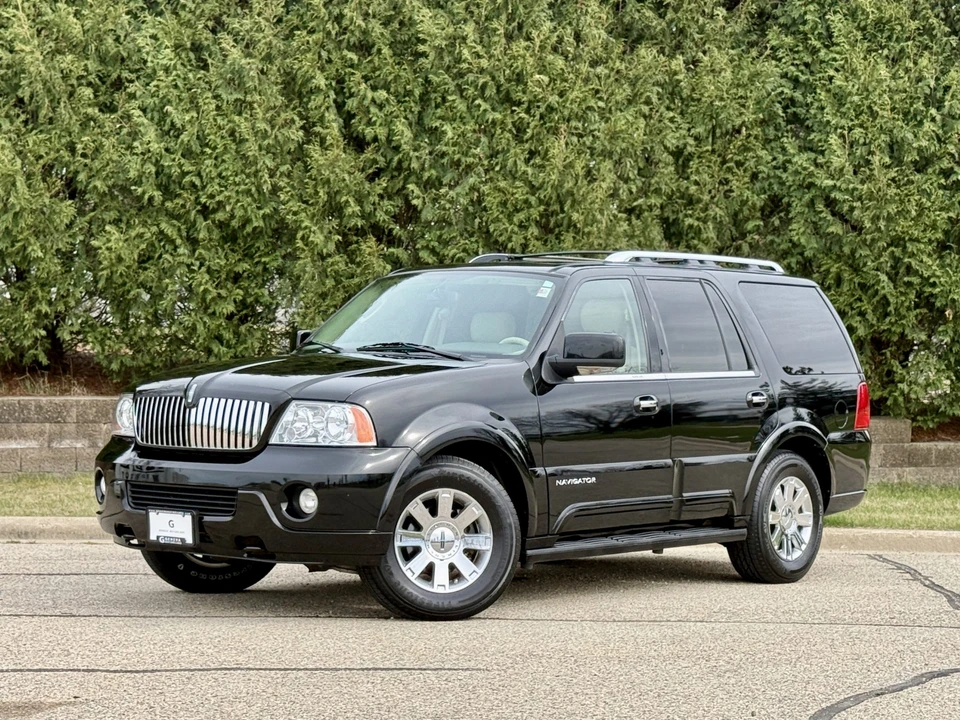 2004 Lincoln Navigator 2nd Gen - Image 4 of 31