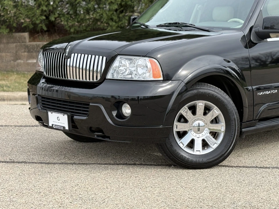 2004 Lincoln Navigator 2nd Gen - Image 19 of 31