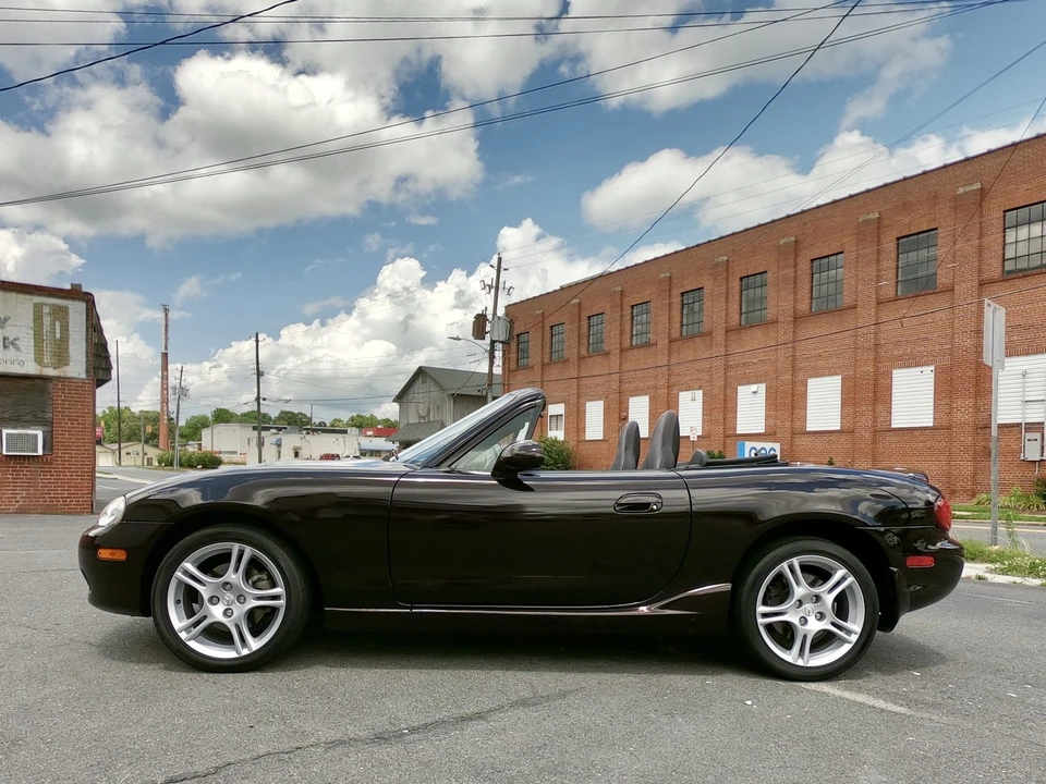 2004 Mazda NB MX-5 Miata - Image 3 of 31