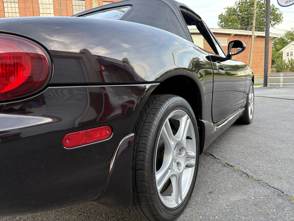 2004 Mazda NB MX-5 Miata - Image 28 of 31