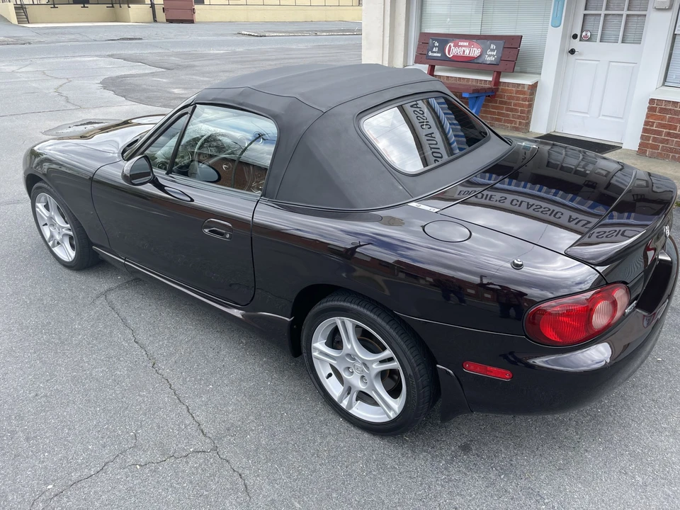 2004 Mazda NB MX-5 Miata - Image 19 of 31
