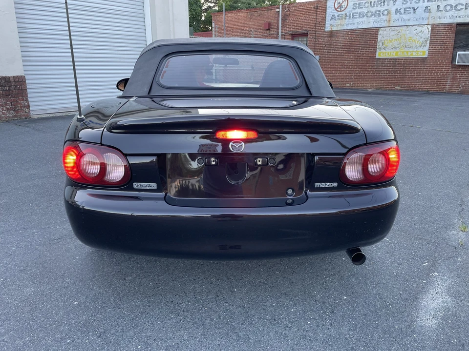2004 Mazda NB MX-5 Miata - Image 20 of 31
