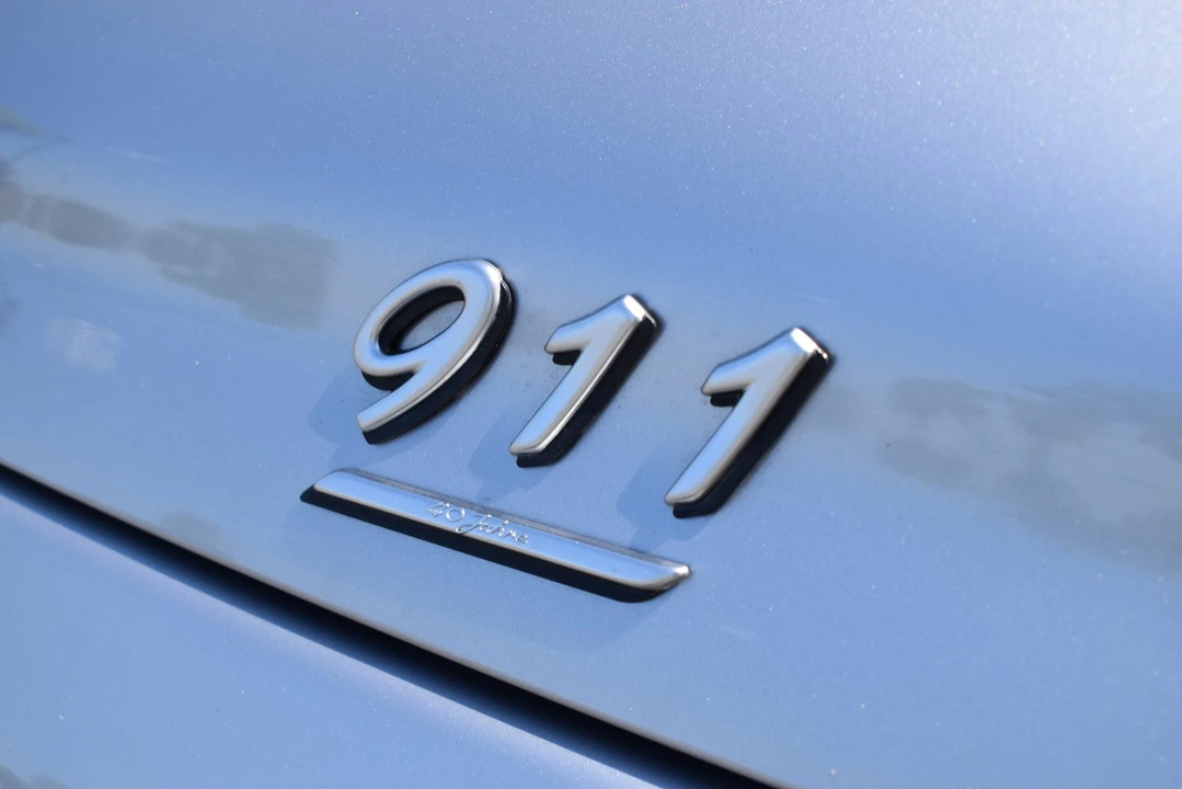 2004 Porsche 996 Carrera - Image 27 of 31