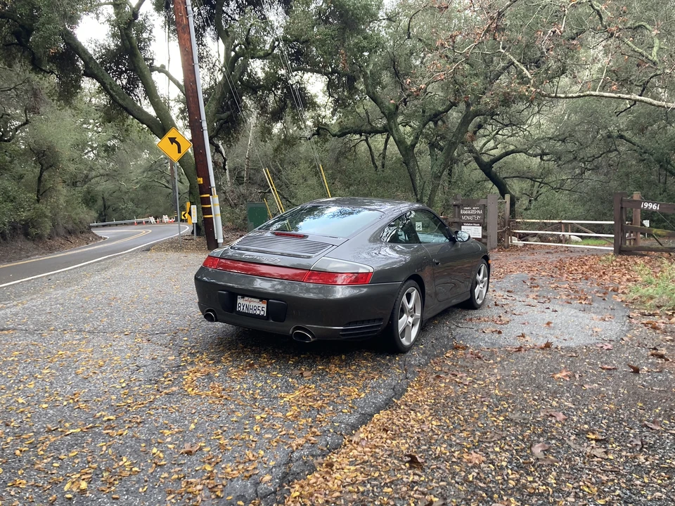 2004 Porsche 996 Carrera 4S - Image 25 of 31