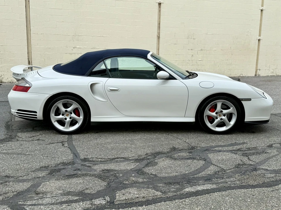2004 Porsche 996 Turbo - Image 30 of 31