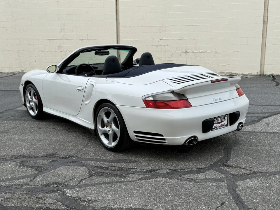 2004 Porsche 996 Turbo - Image 14 of 31