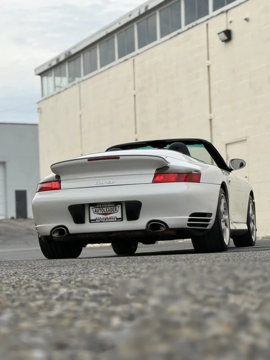 2004 Porsche 996 Turbo - Image 9 of 31