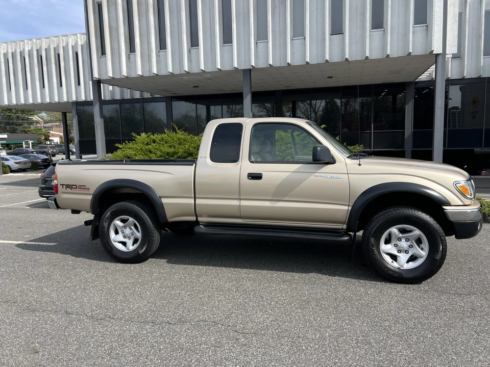 2004 Toyota Tacoma 1st Gen - Image 26 of 31