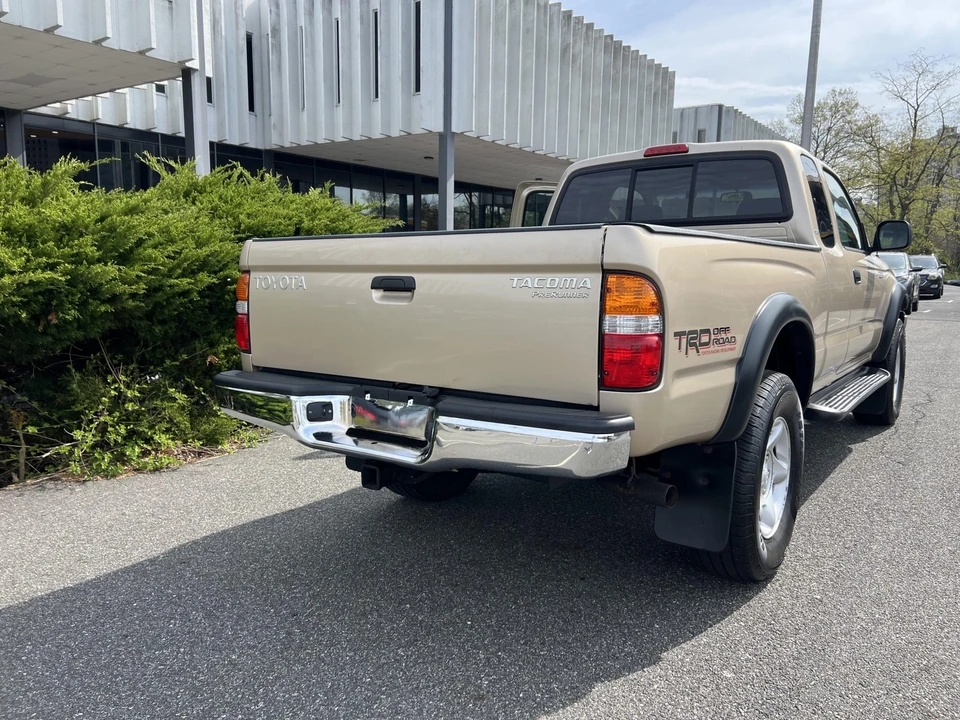 2004 Toyota Tacoma 1st Gen - Image 14 of 31