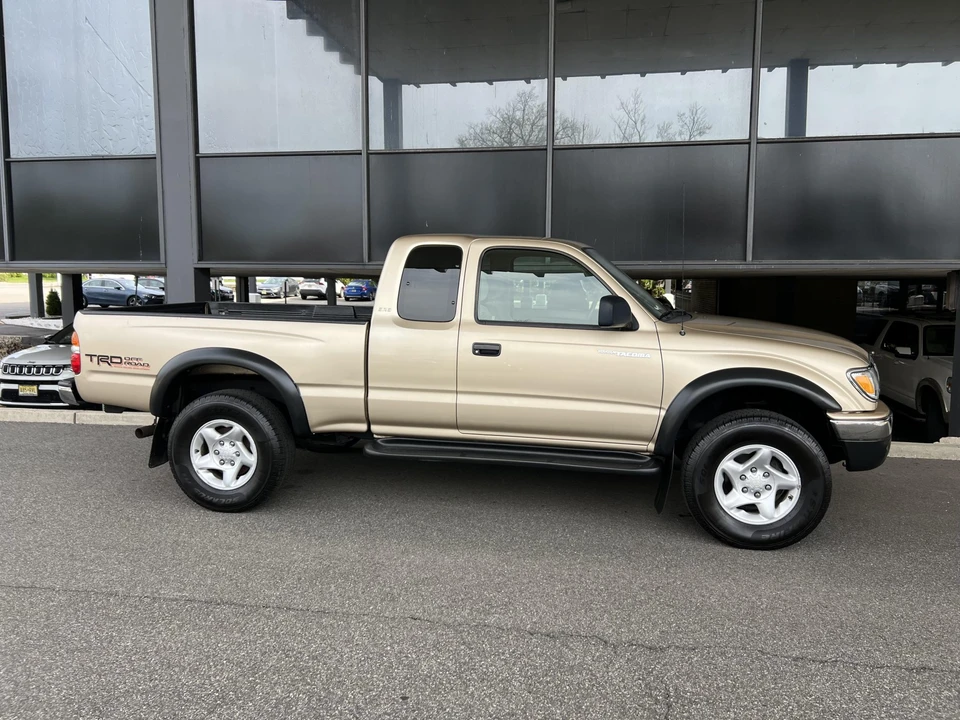 2004 Toyota Tacoma 1st Gen - Image 27 of 31