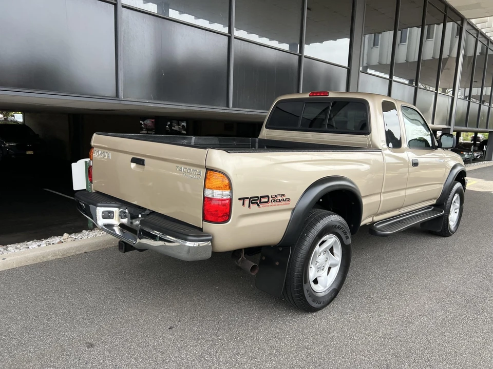 2004 Toyota Tacoma 1st Gen - Image 19 of 31