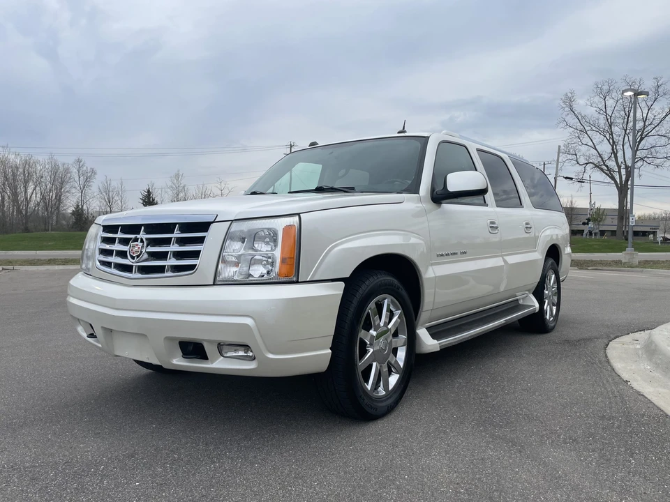 2005 Cadillac Escalade & EXT 2nd Gen - Image 3 of 31