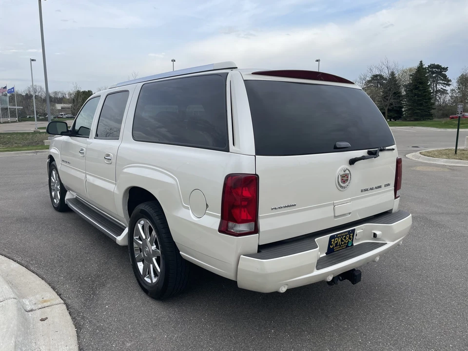 2005 Cadillac Escalade & EXT 2nd Gen - Image 6 of 31
