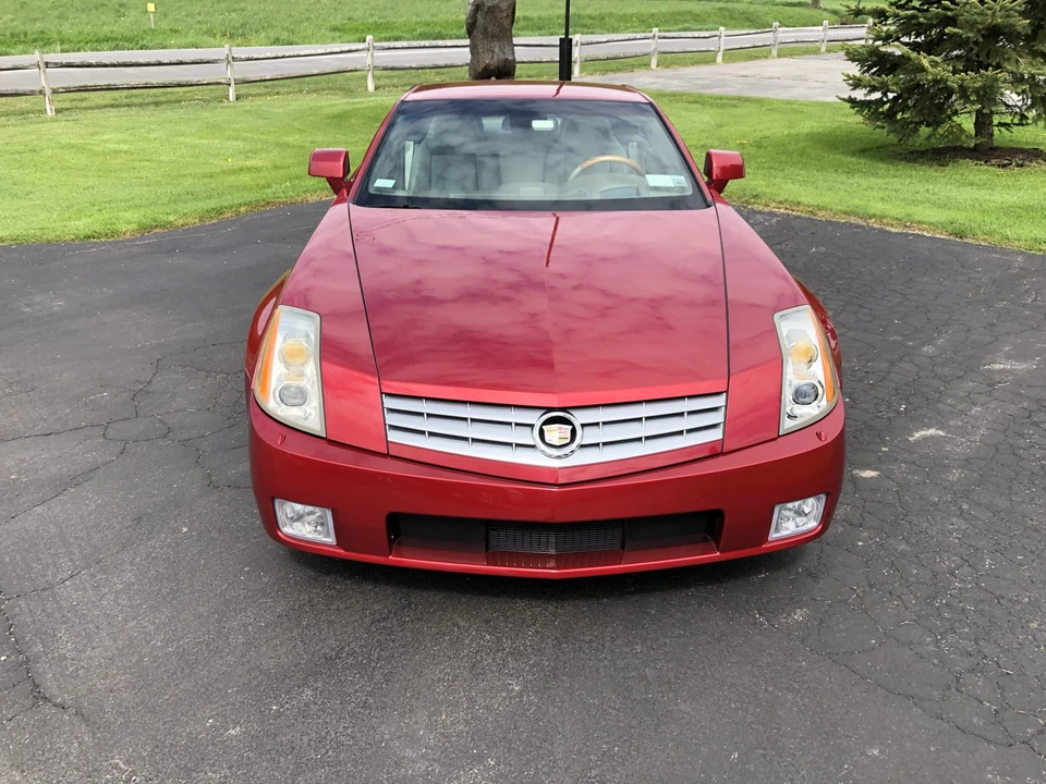 2005 Cadillac XLR - Image 31 of 31
