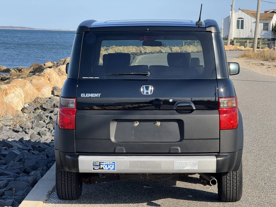 2005 Honda Element - Image 24 of 31