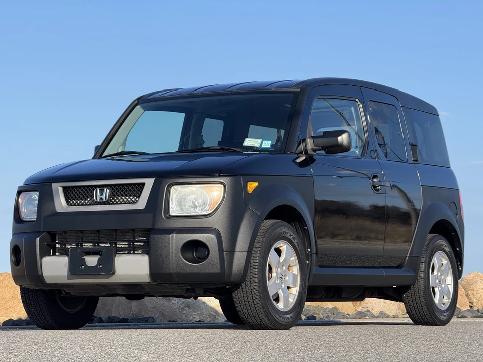 2005 Honda Element - Image 18 of 31