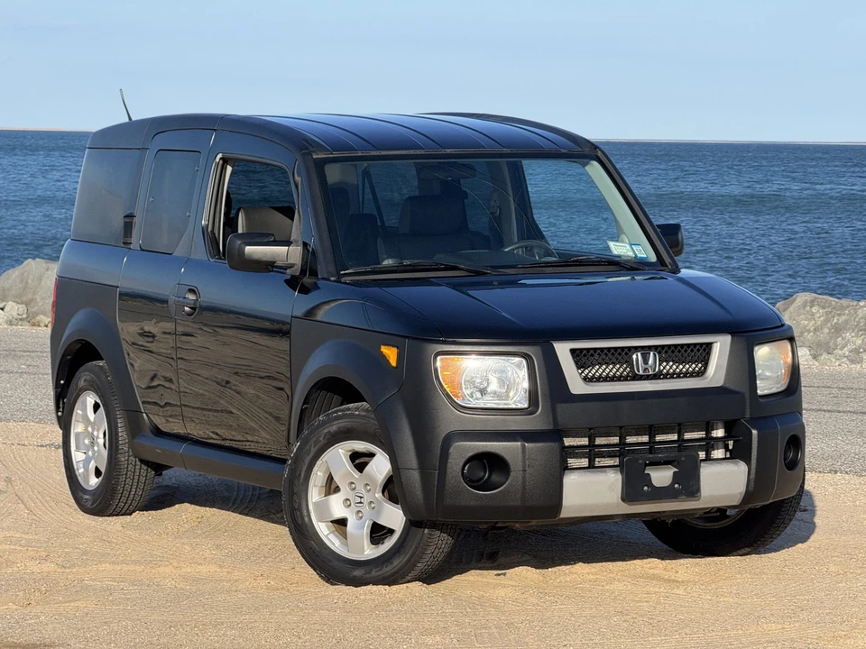 2005 Honda Element - Image 3 of 31