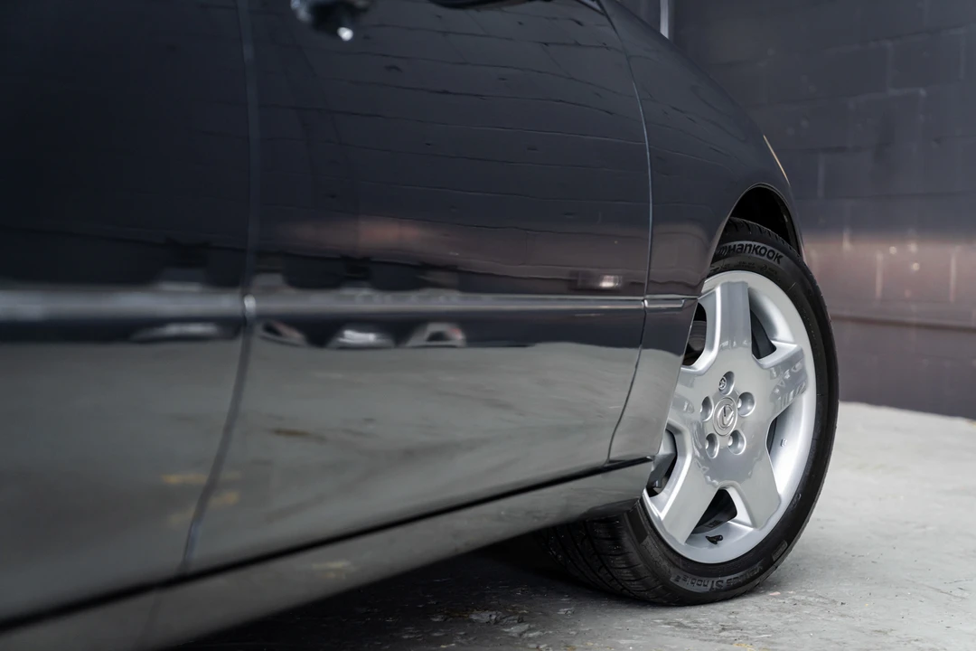 2005 Lexus LS 3rd Gen - Image 20 of 31