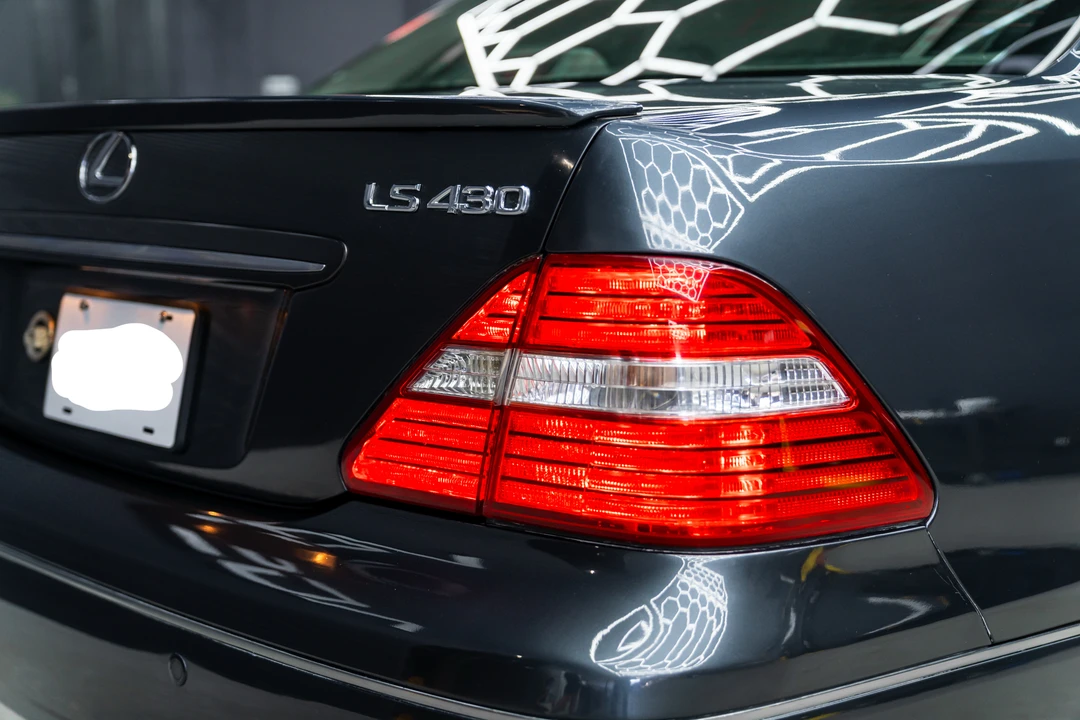 2005 Lexus LS 3rd Gen - Image 31 of 31