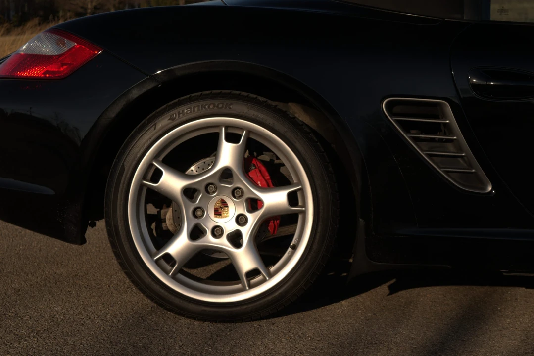 2005 Porsche 987 Boxster S - Image 16 of 31