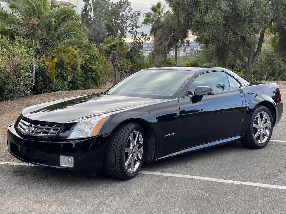 2006 Cadillac XLR - Image 7 of 31