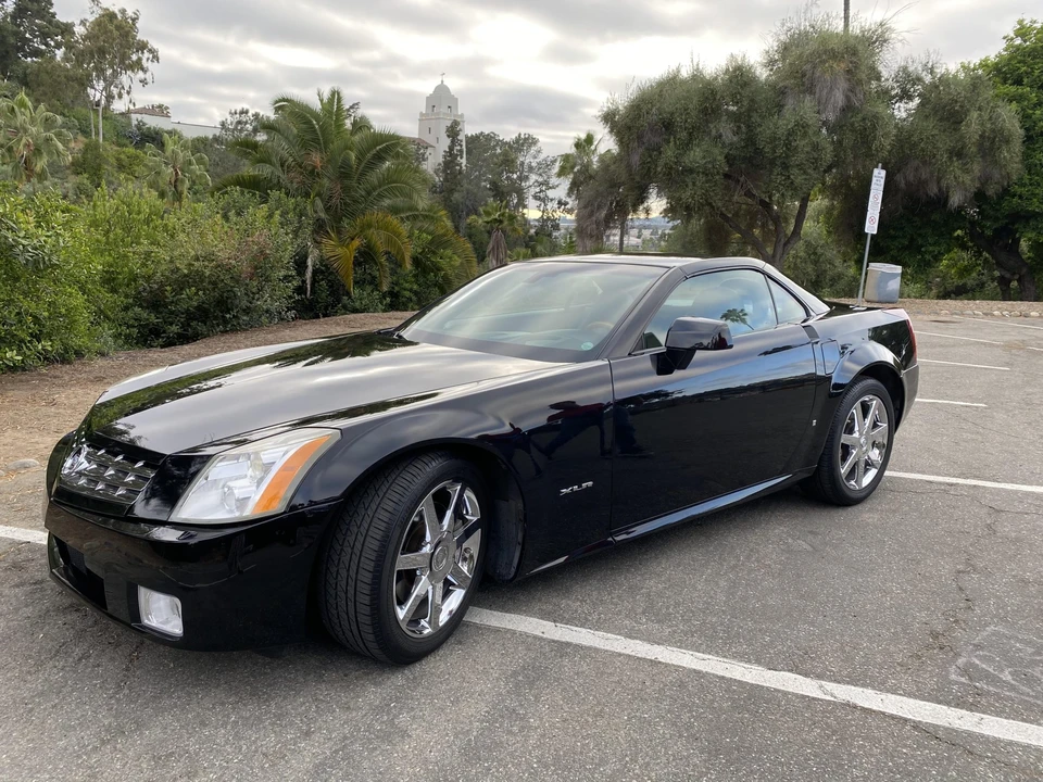 2006 Cadillac XLR - Image 6 of 31