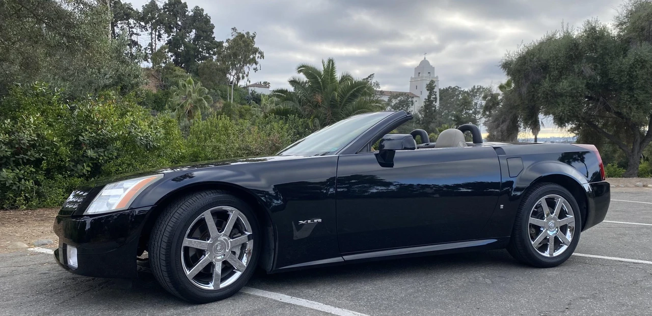 2006 Cadillac XLR - Image 15 of 31