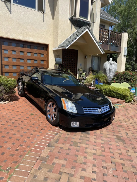 2006 Cadillac XLR - Image 2 of 31