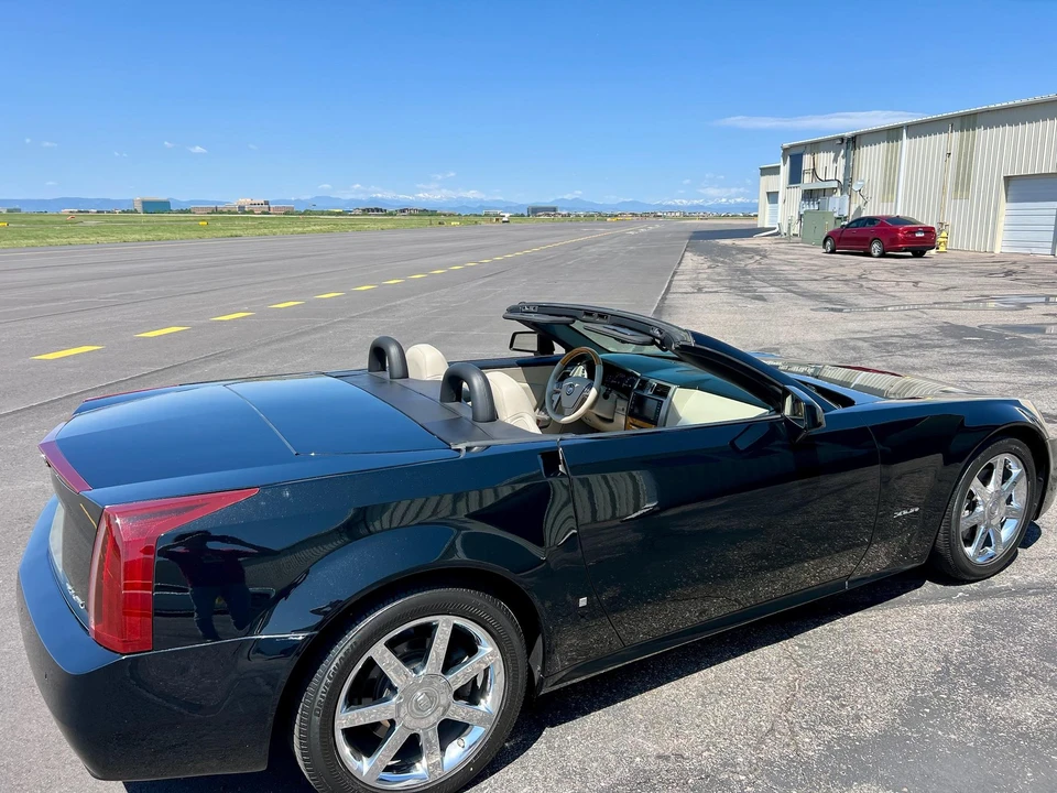 2006 Cadillac XLR - Image 14 of 31