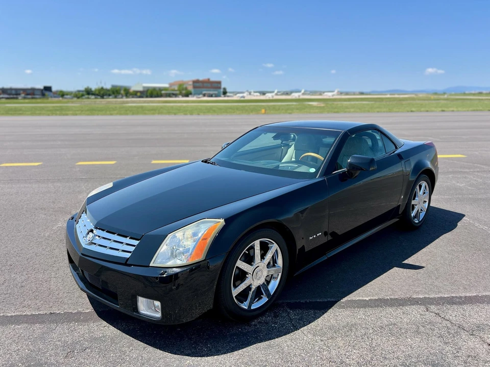 2006 Cadillac XLR - Image 18 of 31