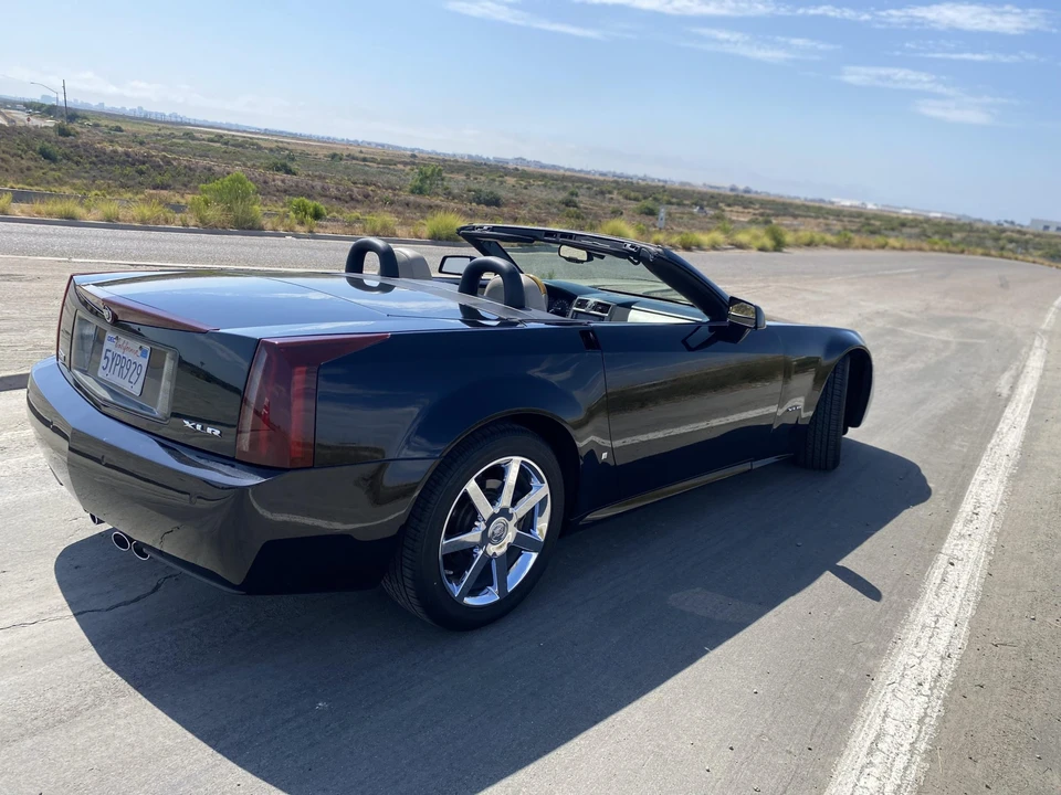 2006 Cadillac XLR - Image 20 of 31