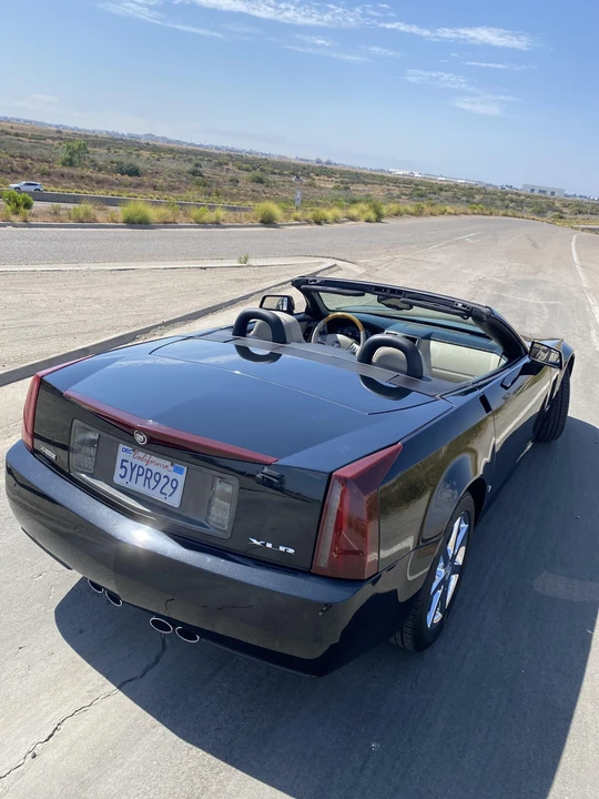 2006 Cadillac XLR - Image 18 of 31