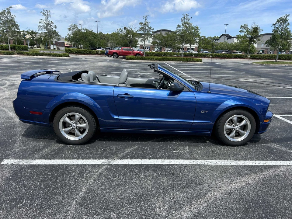 2006 Ford S197 Mustang GT - Image 8 of 31