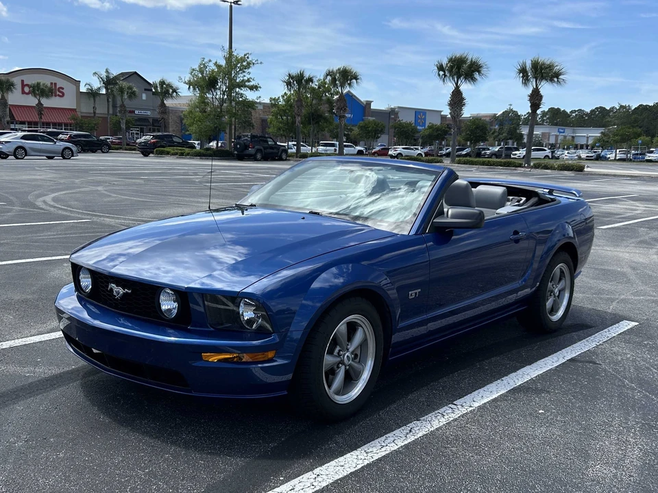 2006 Ford S197 Mustang GT - Image 3 of 31