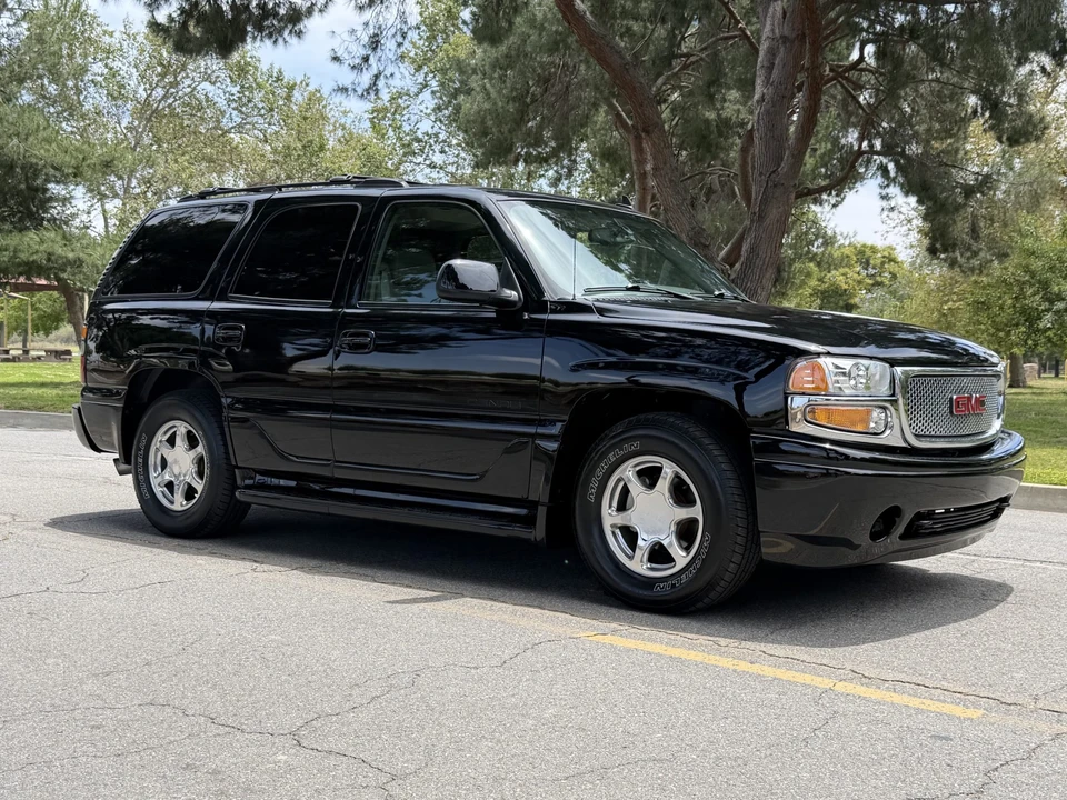 2006 GMC Yukon 2nd Gen - Image 12 of 31